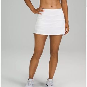 Lululemon Women’s Tennis Skirt - White - Size 10 ✨